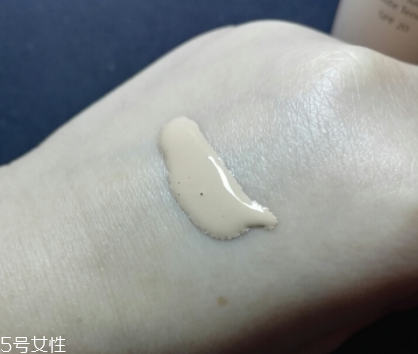 資生堂粉底哪個好用？持久粉底液很日常