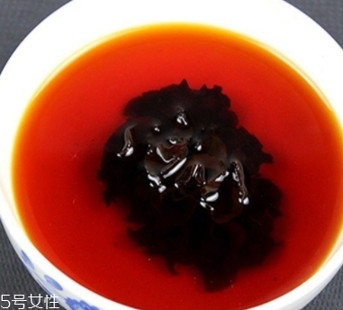 血耳多少錢一斤？來(lái)自大山的饋贈(zèng)