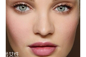 希思黎腮紅筆怎么用？這么做打造修長(zhǎng)小臉
