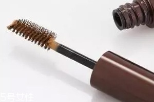 染眉膏和眉筆哪個好用？染眉膏適合濃眉
