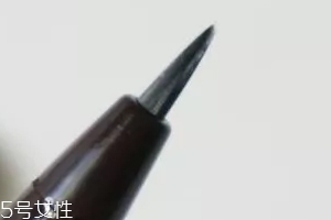 液體眉筆有什么缺點(diǎn)？不易操作不適合新手