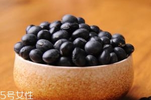 黑豆怎么吃不上火？黑豆汁喝了不上火