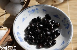 黑豆泡醋用生豆還是熟豆？熟不熟都可以