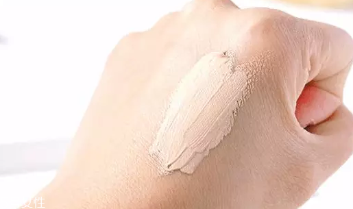 遮瑕液可以遮痣嗎？ 捷克dermacol遮瑕液遮痣測試