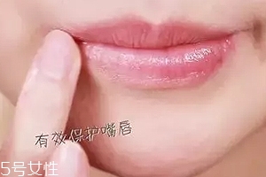 口紅干了嘴脫皮怎么辦？4步打造水潤雙唇