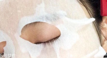 露露倫面膜用完要洗嗎？補水面膜無需清洗
