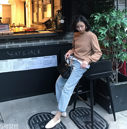 牛仔褲需要每天洗嗎？牛仔褲不用天天洗