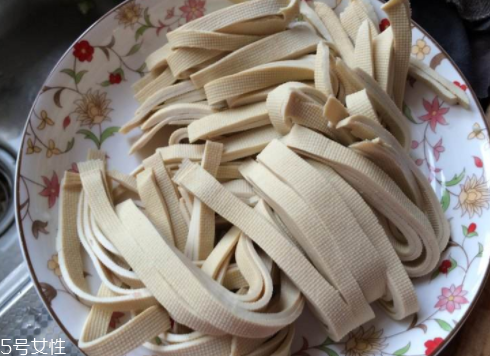豆腐皮泡一天能吃嗎？泡太軟口感不好