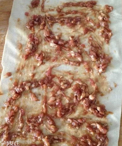 豆腐皮能油炸嗎？火候太猛容易炸糊