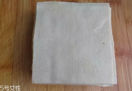 豆腐皮能油炸嗎？火候太猛容易炸糊