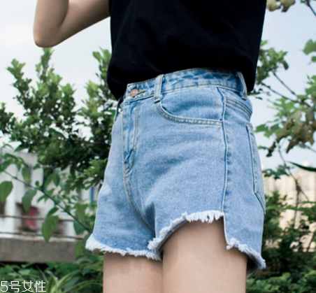 腿粗的女生適合穿什么？顯瘦又好看的穿搭
