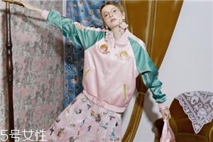 2018流行什么款式棒球服？打造早春休閑風