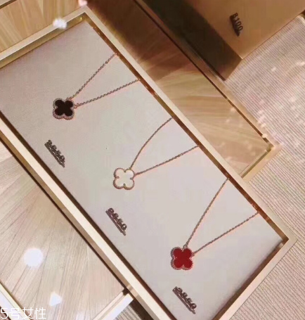 梵克雅寶屬于奢侈品嗎？名流貴族追捧的頂級(jí)珠寶