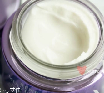 蘭蔻塑顏雪花霜怎么樣？肌膚白皙的秘密武器