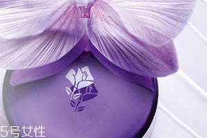 蘭蔻塑顏雪花霜怎么用？按照官方提拉手法效果最好