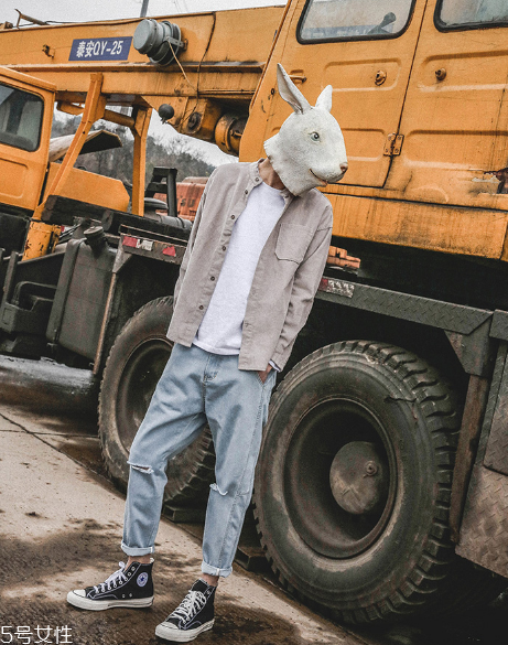 男生怎么穿衣服好看？三款單品幫你加分