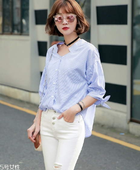 豎條紋衣服怎么搭配？顯瘦顯高不在話下