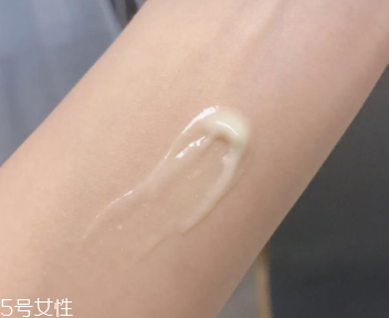 碧柔藍(lán)管防曬有酒精嗎？酒精過敏者慎用