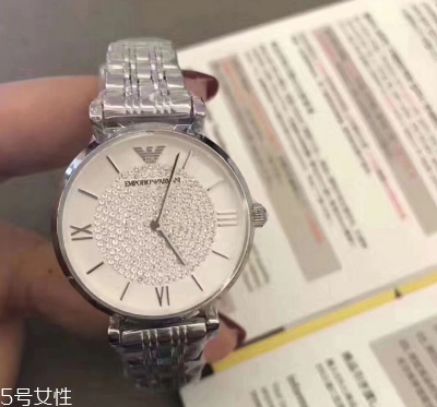 armani阿瑪尼滿(mǎn)天星手表是機(jī)械表嗎？