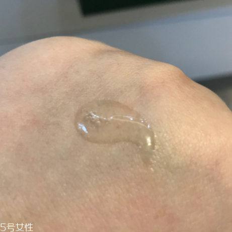 海藍(lán)之謎潔面凝露適合敏感肌嗎？