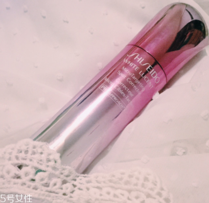資生堂新透白祛斑精華液怎么樣？美白實力派