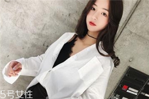 襯衫可以搭配羽絨服嗎？襯衫要這樣搭配