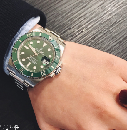勞力士綠水鬼和黑水鬼哪個(gè)好？