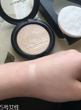 mac double gleam高光評測 光澤高級強(qiáng)勢推薦