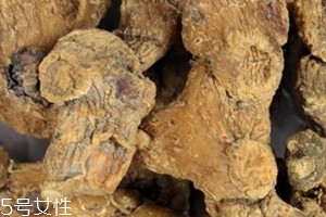 黃精多少錢(qián)一斤 黃精的大小和品質(zhì)決定