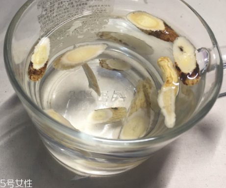 黃芪是甘草嗎？不是一種東西