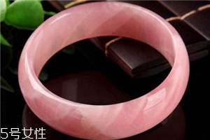 粉晶手鐲一般多少錢？高品質(zhì)多為上千元