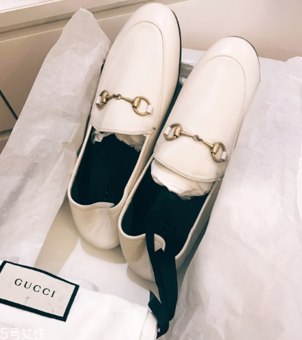 gucci樂福鞋多少錢？美貌與實穿并存