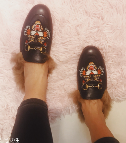 gucci拖鞋是什么毛？明星人手一雙