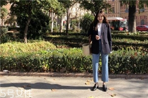 直筒牛仔褲配什么鞋？屬于你的非凡腔調(diào)