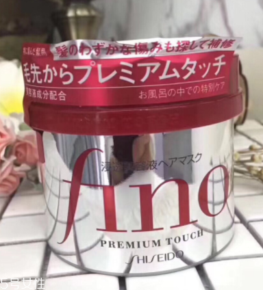 護(hù)發(fā)素沒洗干凈會(huì)怎樣？護(hù)發(fā)素殘留會(huì)導(dǎo)致脫發(fā)嗎？