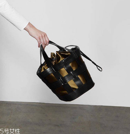 trademark是什么牌子？經(jīng)典又優(yōu)雅的品牌