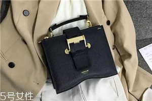 saddler seoul是什么牌子？終于不用撞包了