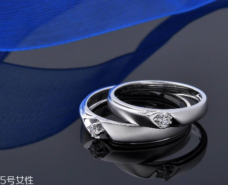 婚戒買黃金還是鉆石？?jī)烧邇?yōu)缺點(diǎn)對(duì)比