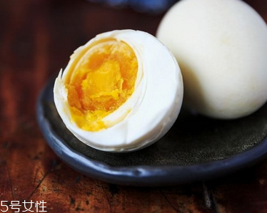 咸鴨蛋會(huì)壞嗎？肯定會(huì)壞的