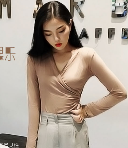 微胖女生春天怎么穿好看？讓你視覺上小一圈