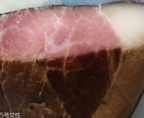 煙熏臘肉會致癌嗎？別大量吃就行