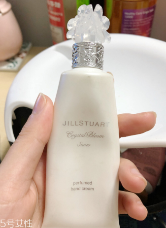 jill stuart護(hù)手霜好用嗎？不黏不膩四季可用
