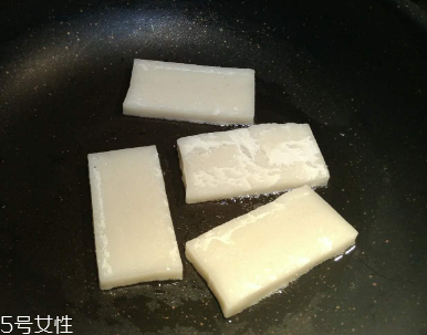 椰子油是怎么做的？從椰肉里提取