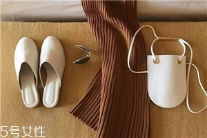 aiou是什么牌子？極簡風個性包袋