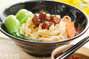 刀削面的鹵子怎么做？
