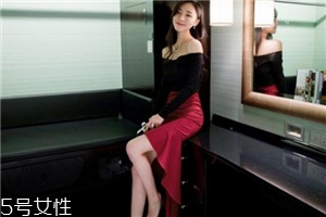 魚尾裙配什么上衣好看？化身性感美人魚