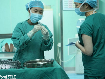 麻藥入眼了怎么辦？需慎重處理