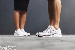 小白鞋洗了變黃怎么辦？小白鞋越洗越黃補救方法