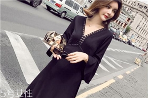 微胖女生穿什么裙子好看？微胖女生穿搭圖片