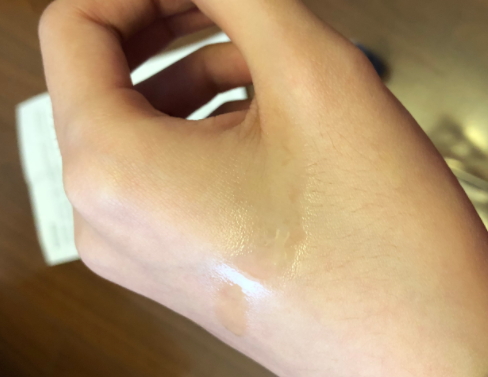 單方精油可以直接涂臉上嗎？哪些單方精油可以直接涂抹